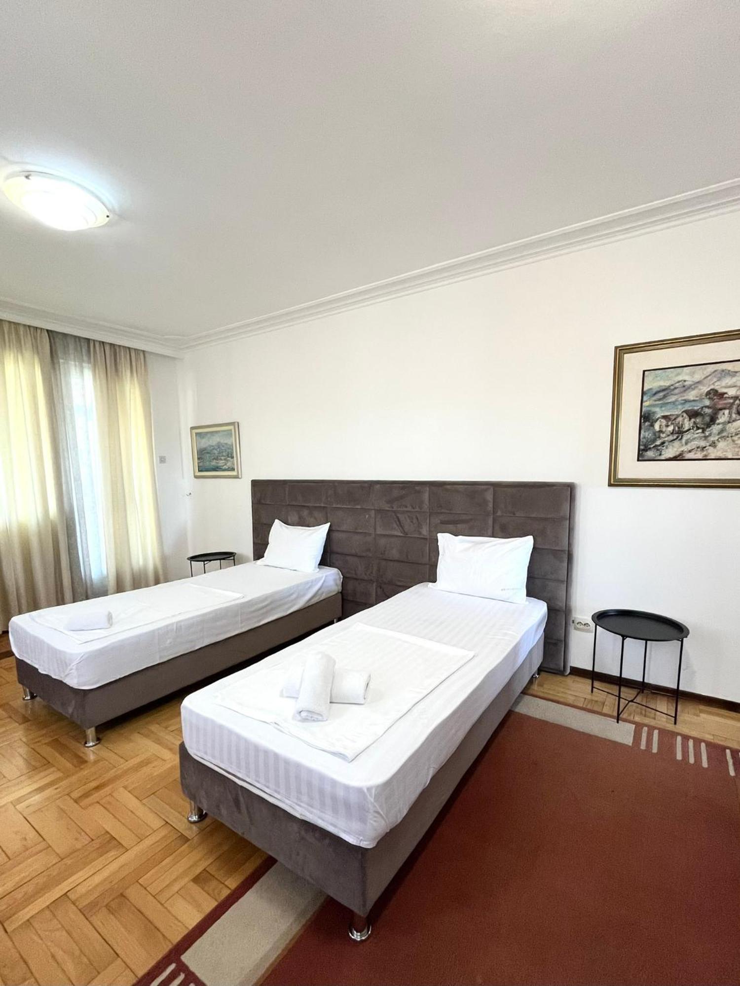 Hotel Bojatours Podgorica Kültér fotó