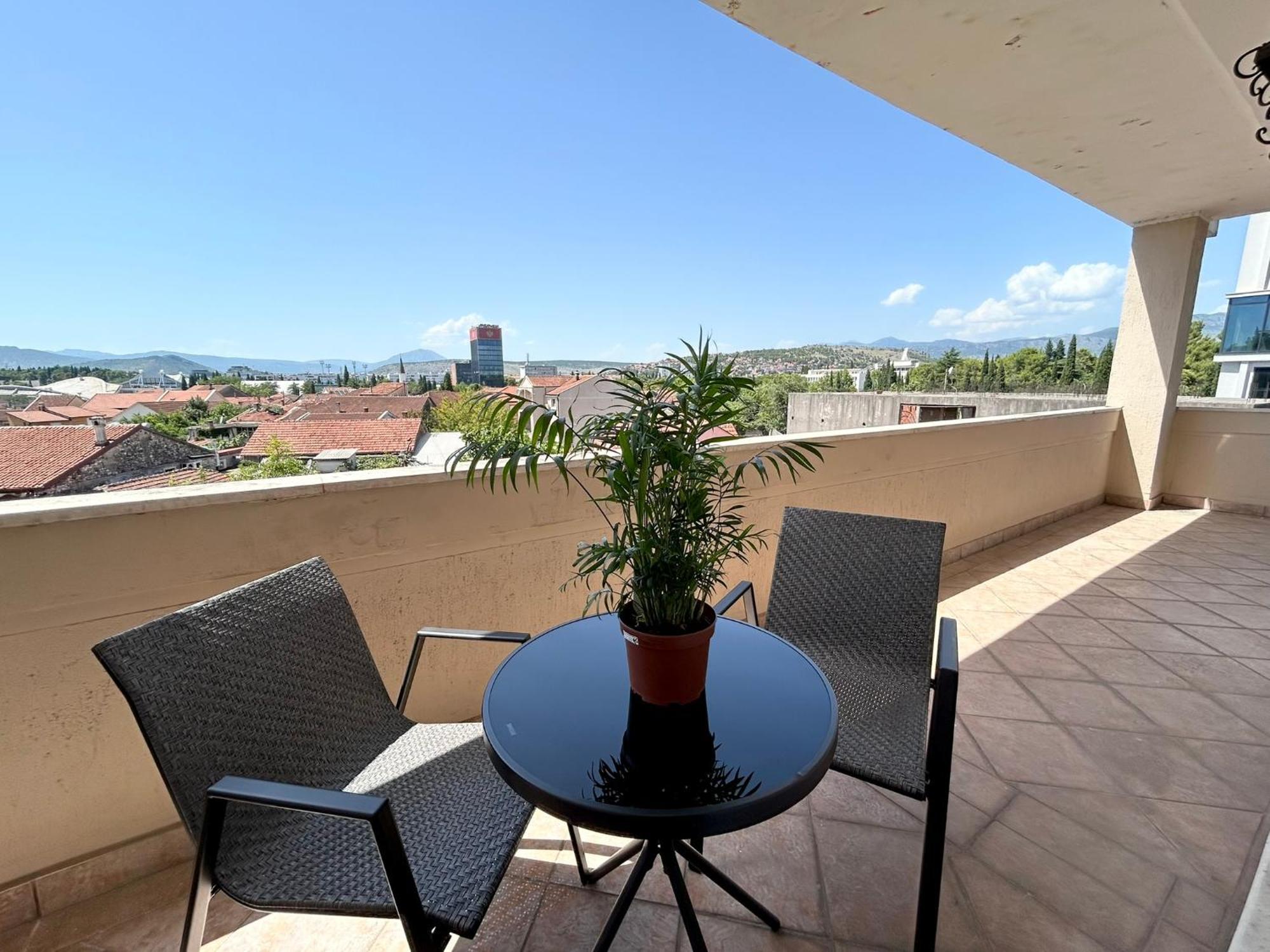Hotel Bojatours Podgorica Kültér fotó