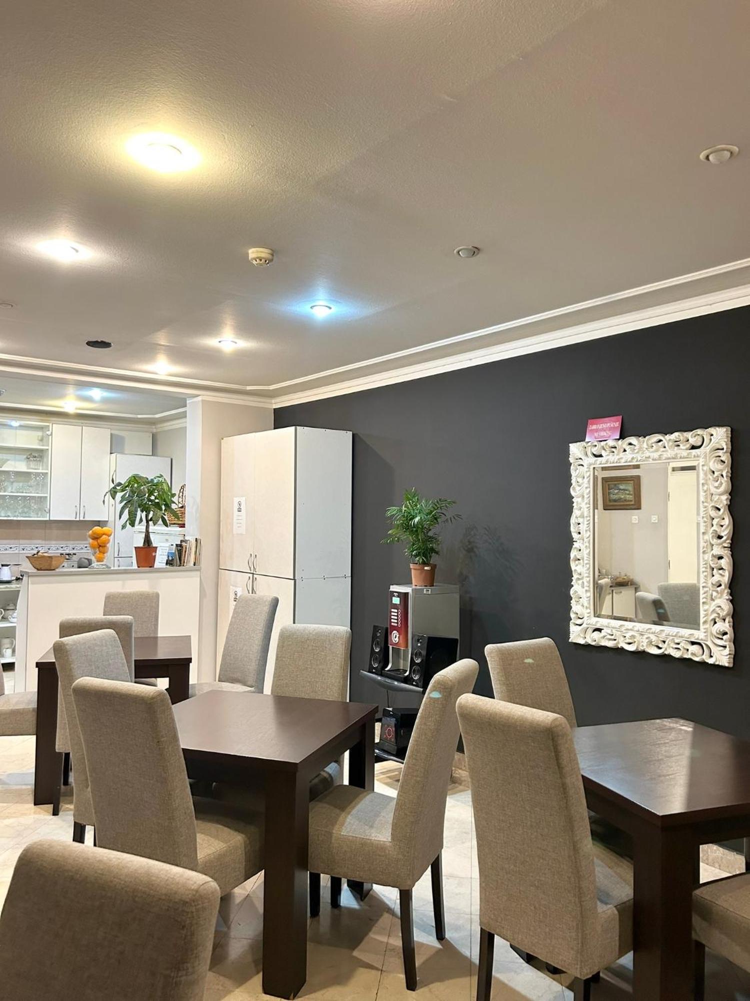 Hotel Bojatours Podgorica Kültér fotó