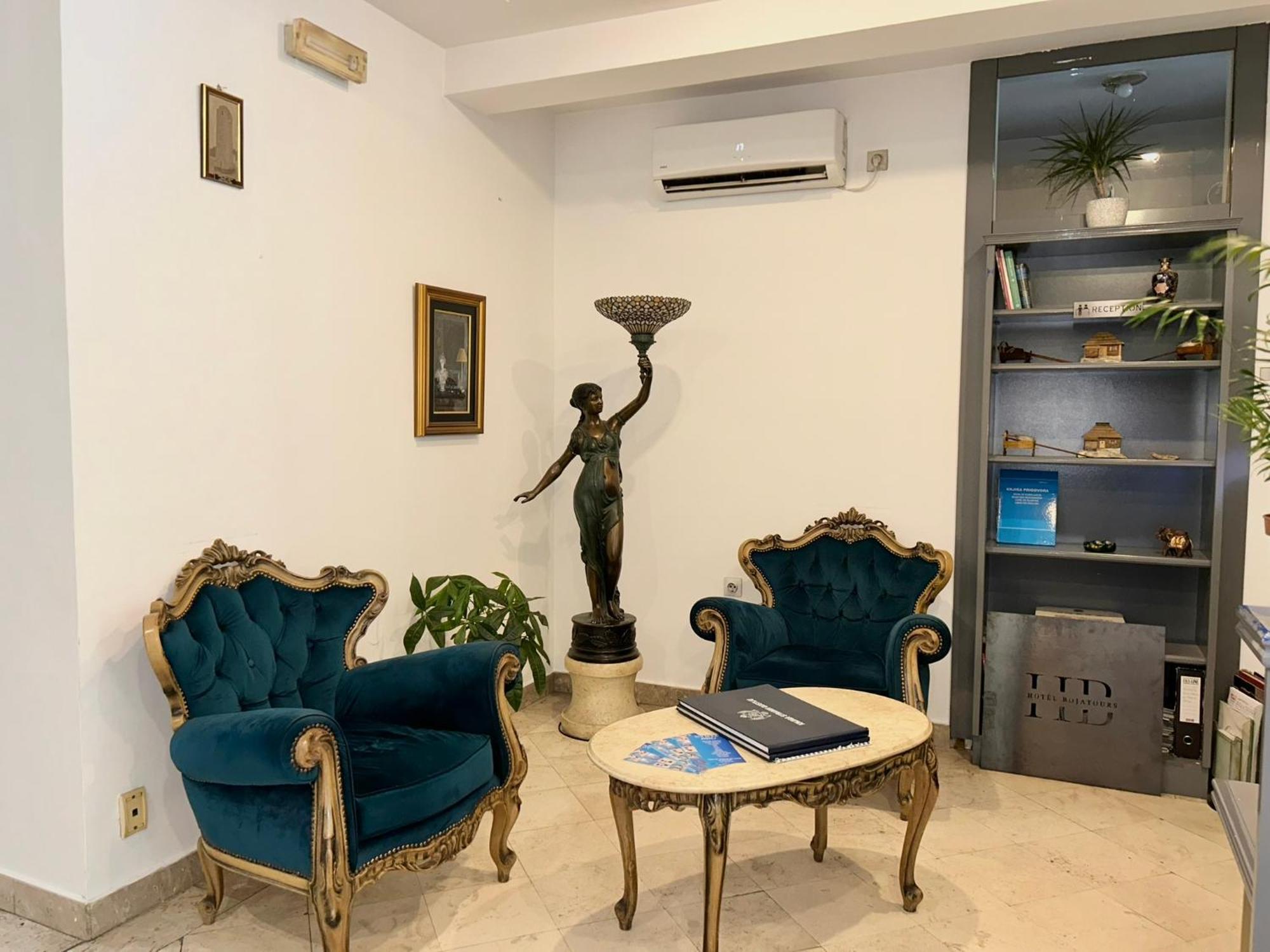 Hotel Bojatours Podgorica Kültér fotó