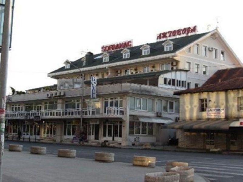 Hotel Bojatours Podgorica Kültér fotó