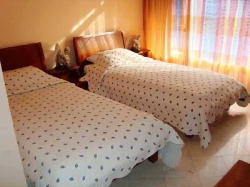 Hotel Bojatours Podgorica Kültér fotó